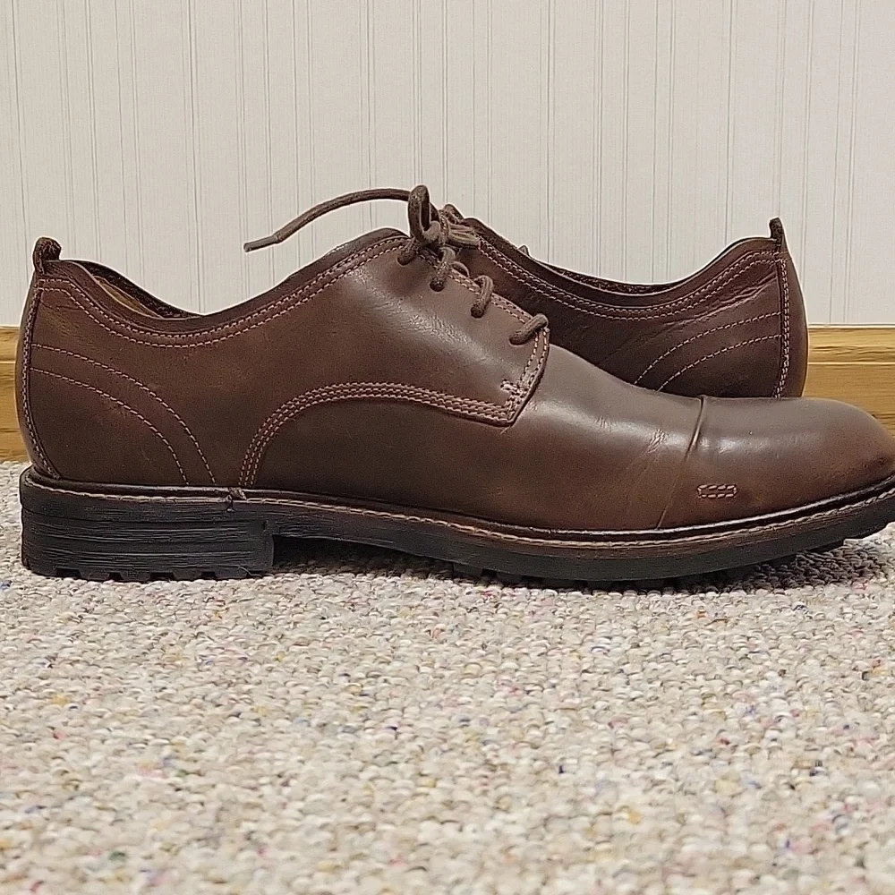 Clarks Men's Dark Brown Leather Oxfords Sz 11.5. NWOT Office Business